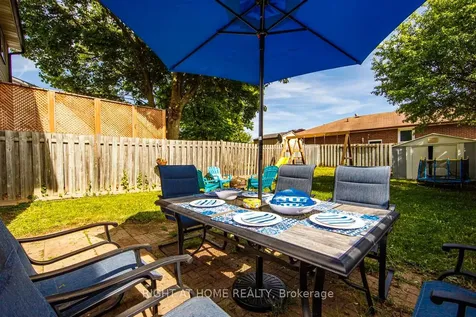 1153 Southdale Avenue N Oshawa ON L1H 7Y9