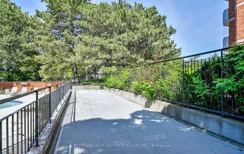 121 Ling Road Toronto ON M1E 4Y2