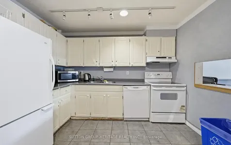 121 Ling Road Toronto ON M1E 4Y2