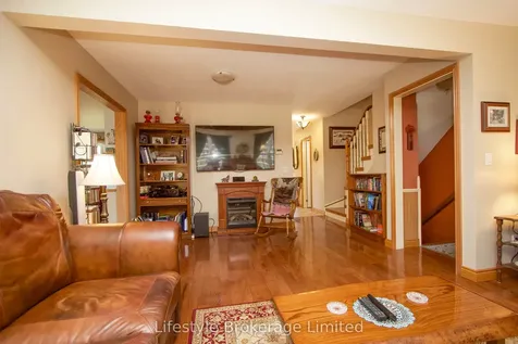 97 Hart Boulevard Clarington ON L1B 1E4