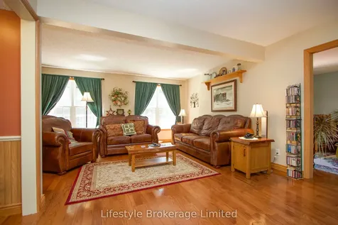 97 Hart Boulevard Clarington ON L1B 1E4