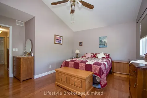 97 Hart Boulevard Clarington ON L1B 1E4
