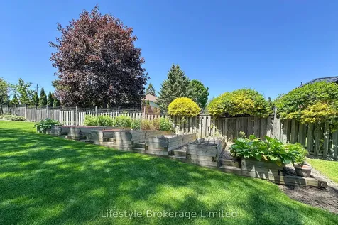 97 Hart Boulevard Clarington ON L1B 1E4