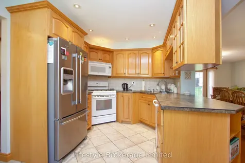 97 Hart Boulevard Clarington ON L1B 1E4