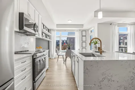 2550 Castlegate Crossing Pickering ON L1H 0H6