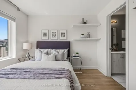 2550 Castlegate Crossing Pickering ON L1H 0H6
