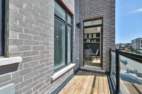 2550 Castlegate Crossing Pickering ON L1H 0H6