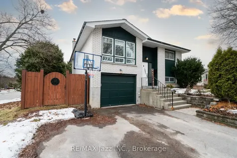1007 Cardinal Court Oshawa ON L1G 6Y3