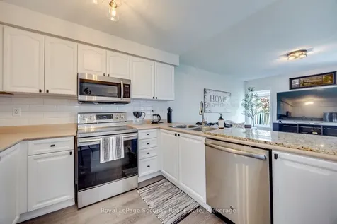 81 Ipswich Place Whitby ON L1M 2K1