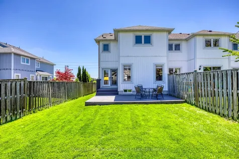 81 Ipswich Place Whitby ON L1M 2K1