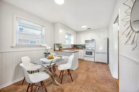 6 Faraday Drive Toronto ON M1H 2S1