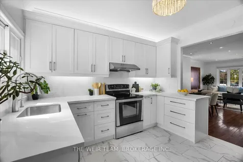 179 Woodville Avenue Toronto ON M4J 2R4