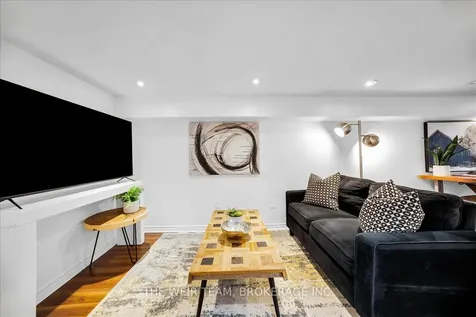 179 Woodville Avenue Toronto ON M4J 2R4