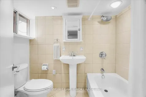 179 Woodville Avenue Toronto ON M4J 2R4