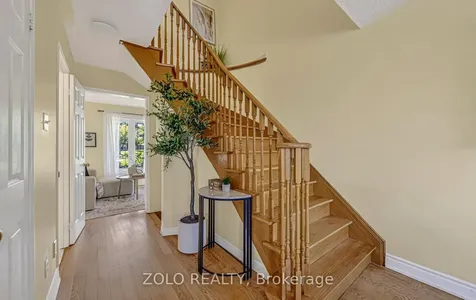 4 Trellanock Avenue Toronto ON M1C 5B3