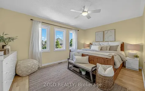 4 Trellanock Avenue Toronto ON M1C 5B3