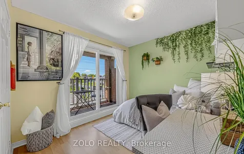 4 Trellanock Avenue Toronto ON M1C 5B3