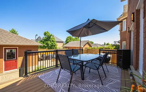 4 Trellanock Avenue Toronto ON M1C 5B3