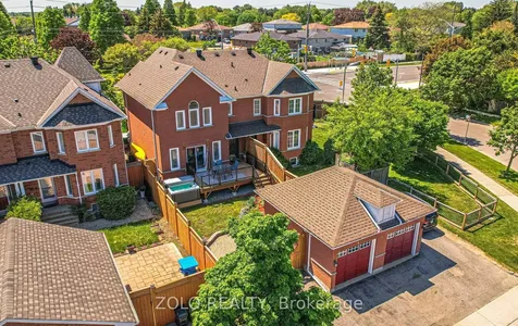4 Trellanock Avenue Toronto ON M1C 5B3