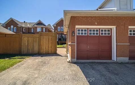 4 Trellanock Avenue Toronto ON M1C 5B3