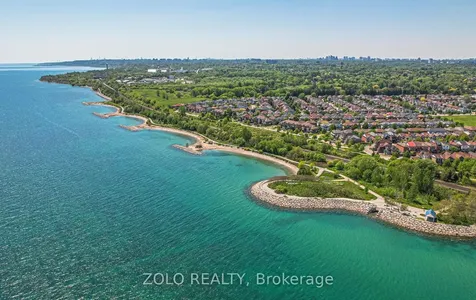 4 Trellanock Avenue Toronto ON M1C 5B3