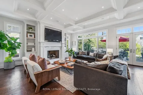 9 Neville Park Boulevard Toronto ON M4E 3P5