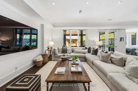 9 Neville Park Boulevard Toronto ON M4E 3P5