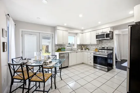 61 Willey Drive Clarington ON L1C 4Z6