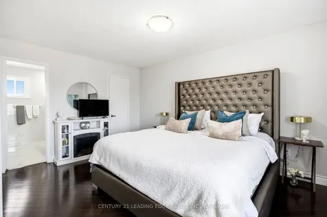 61 Willey Drive Clarington ON L1C 4Z6