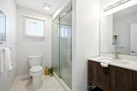 61 Willey Drive Clarington ON L1C 4Z6