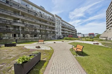 55 William Street E Oshawa ON L1G 7C9