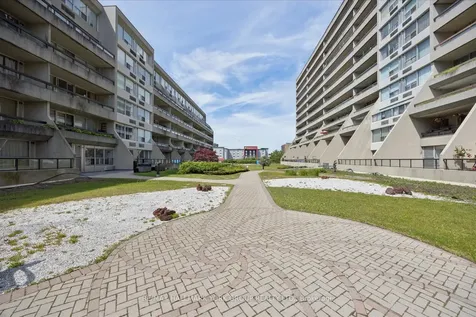 55 William Street E Oshawa ON L1G 7C9