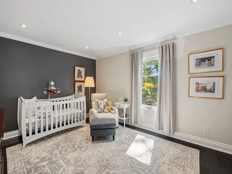 82 Glenmount Park Road Toronto ON M4E 2N2