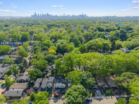 82 Glenmount Park Road Toronto ON M4E 2N2
