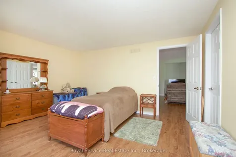 3 Fairway Drive Clarington ON L1B 1B5