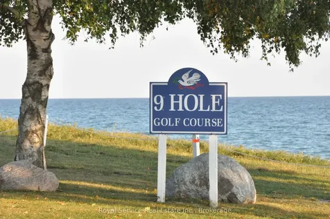 3 Fairway Drive Clarington ON L1B 1B5