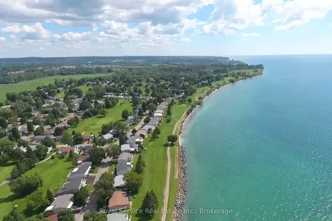 3 Fairway Drive Clarington ON L1B 1B5
