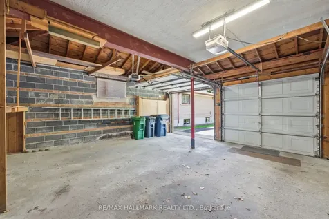 5 Bethune Boulevard Toronto ON M1M 3B6