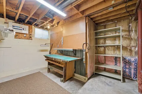 5 Bethune Boulevard Toronto ON M1M 3B6