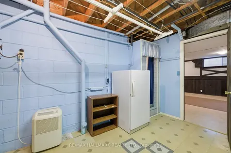 5 Bethune Boulevard Toronto ON M1M 3B6