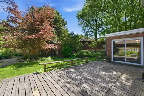 5 Bethune Boulevard Toronto ON M1M 3B6