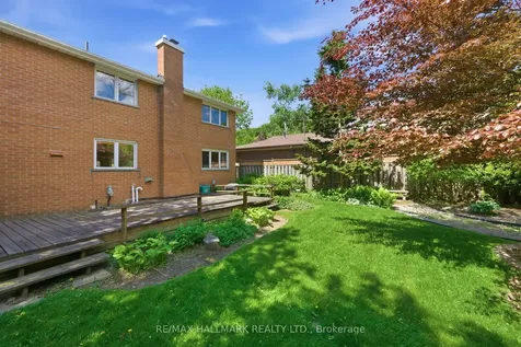 5 Bethune Boulevard Toronto ON M1M 3B6