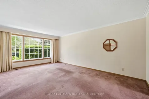 5 Bethune Boulevard Toronto ON M1M 3B6