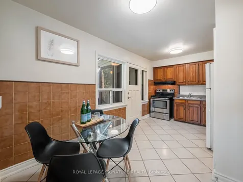 27 Dalecliff Crescent Toronto ON M1R 3L6