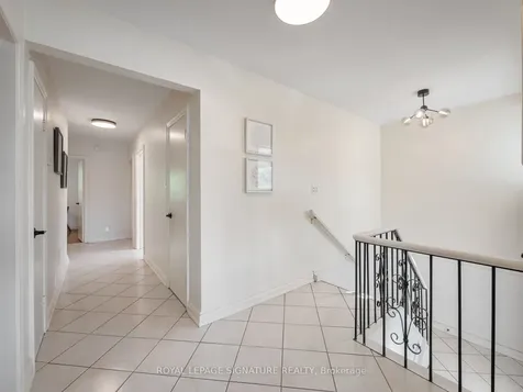 27 Dalecliff Crescent Toronto ON M1R 3L6