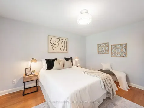 27 Dalecliff Crescent Toronto ON M1R 3L6