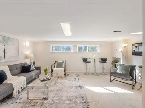 27 Dalecliff Crescent Toronto ON M1R 3L6