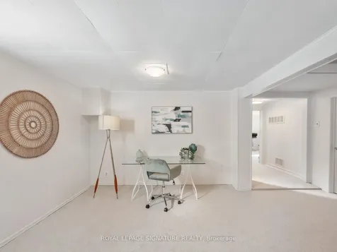 27 Dalecliff Crescent Toronto ON M1R 3L6