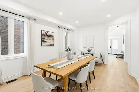 52 Nightingale Crescent Whitby ON L1M 0H4