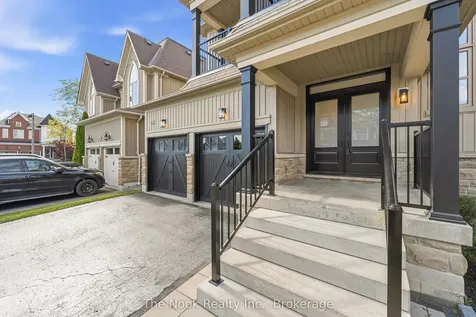 52 Nightingale Crescent Whitby ON L1M 0H4
